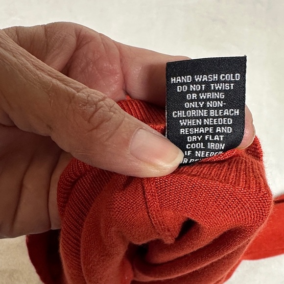 Premise Bold Rust color Women's Cardigan with decorative buttons - Picture 9 of 10